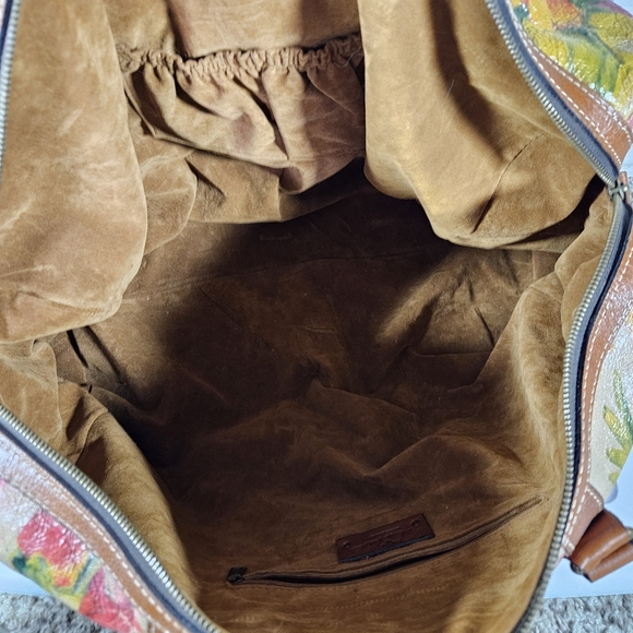 Patricia Nash Milano Weekender Bag - Picture 15 of 16